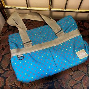 North Face | Zippered Shoulder Bag